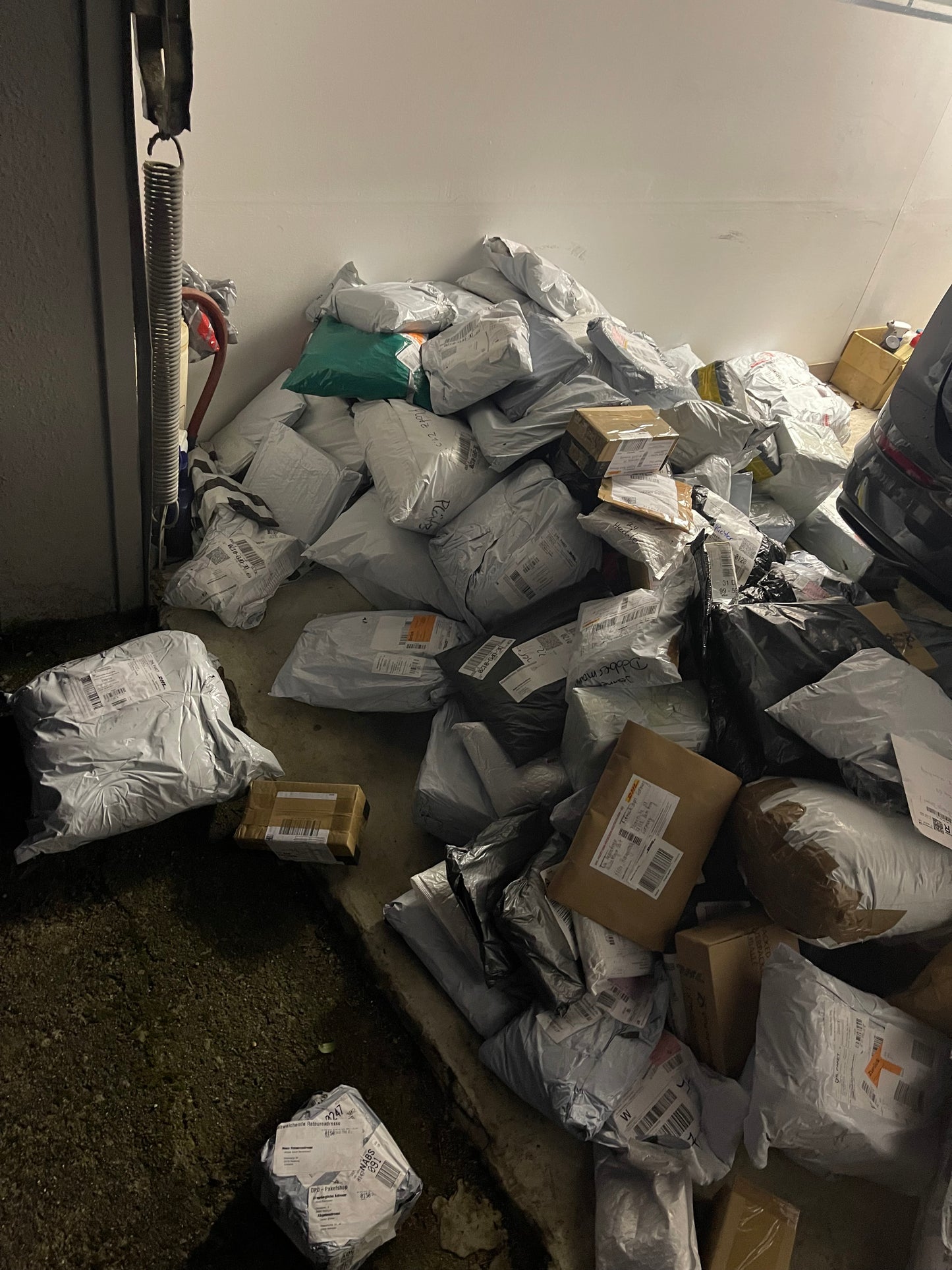 50 Mystery Packs DHL/Hermes
